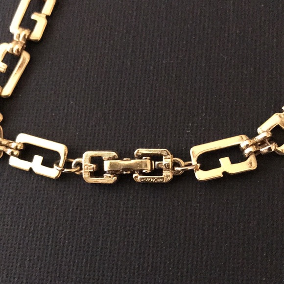 🎯 Givenchy Necklace “Vintage” - Picture 7 of 15